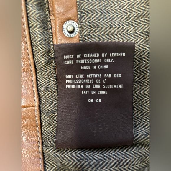 Men’s Andrew Marc leather jacket. Size medium. - Picture 12 of 13